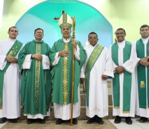 Padre Arcanjo assume paróquia Santo Antônio, em Capixaba